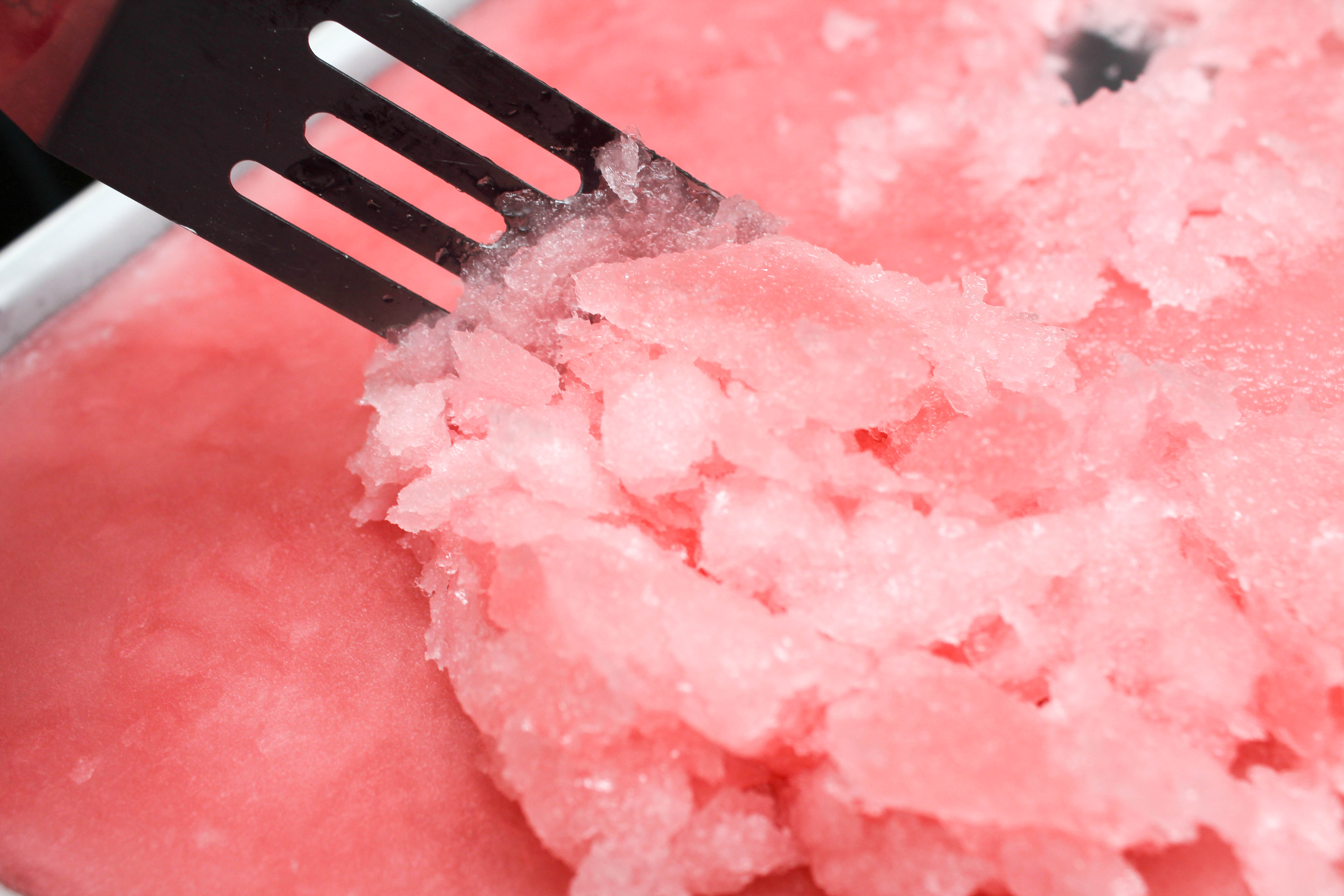 frose rose wine slush frozen rose wine slushie wine slurpee-13