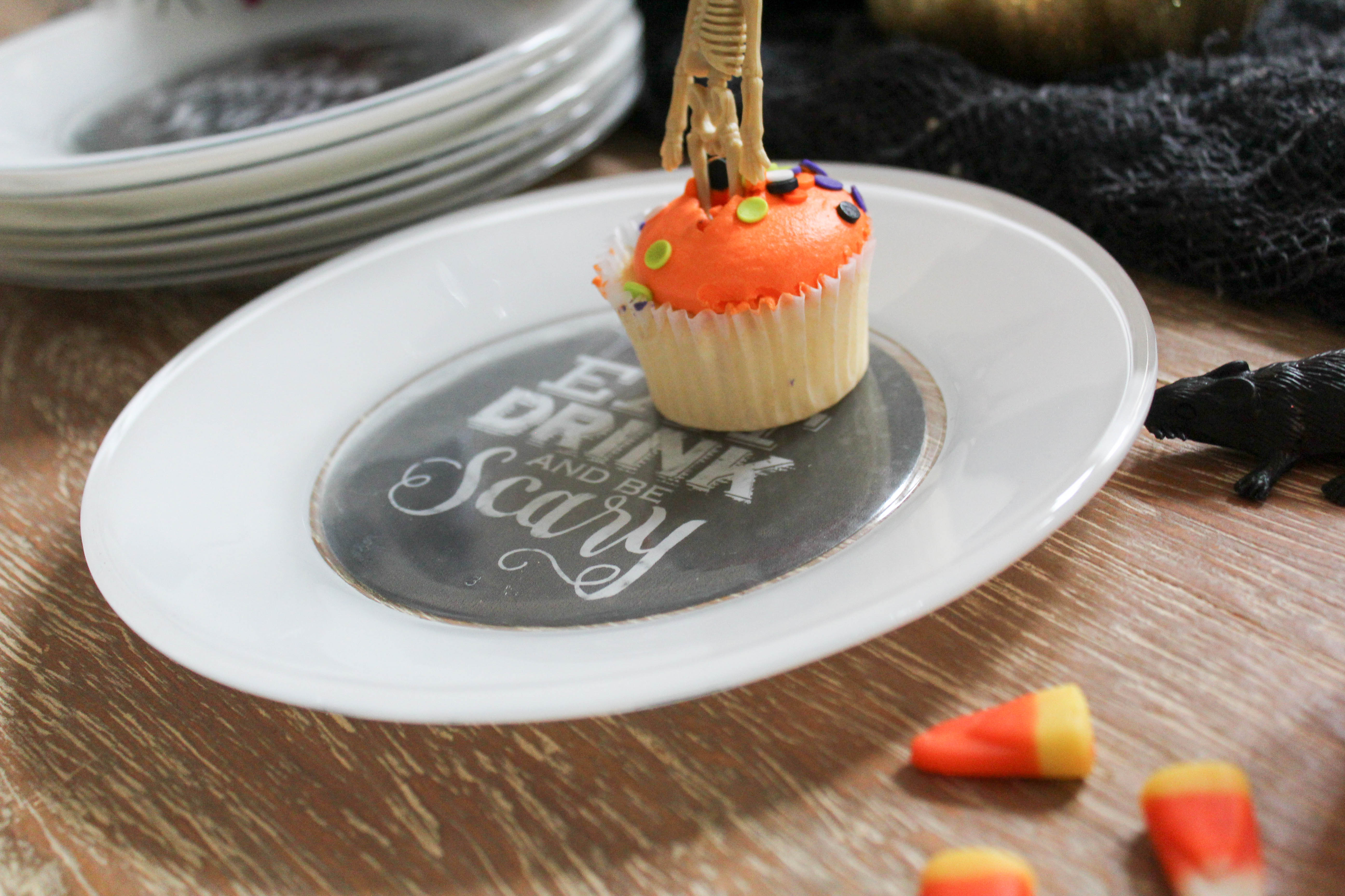 design-your-own-plate-make-custom-plate-halloween-dishes-3