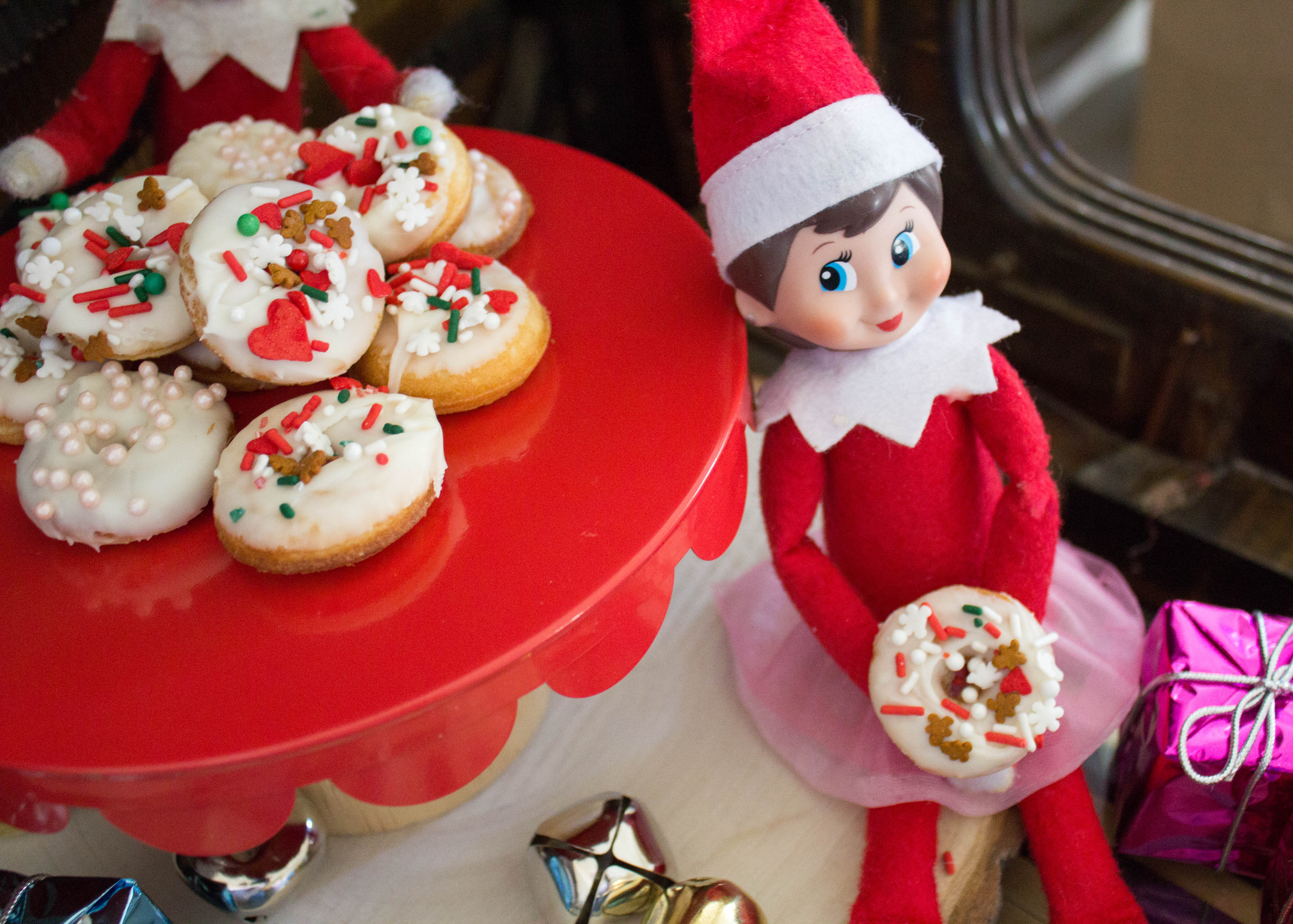 elf-on-the-shelf-ideas-and-elf-on-shelf-products-scenes-christmas-traditions-6