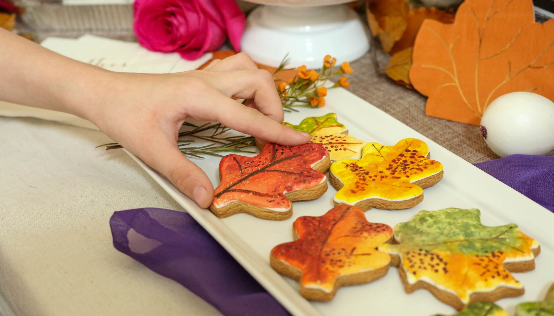 fall sugar cookies leaf cookies