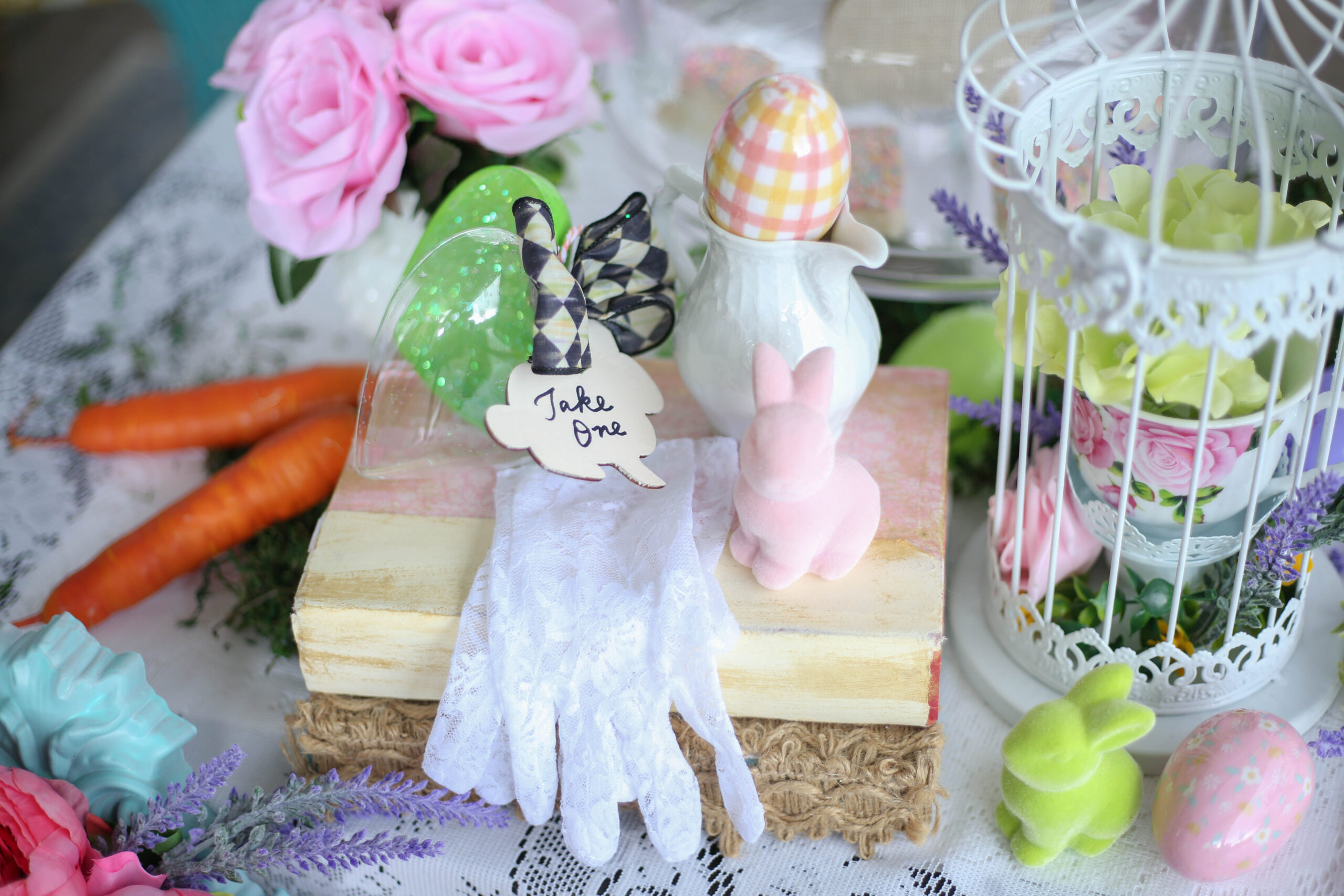 lace gloves as a tea party favor