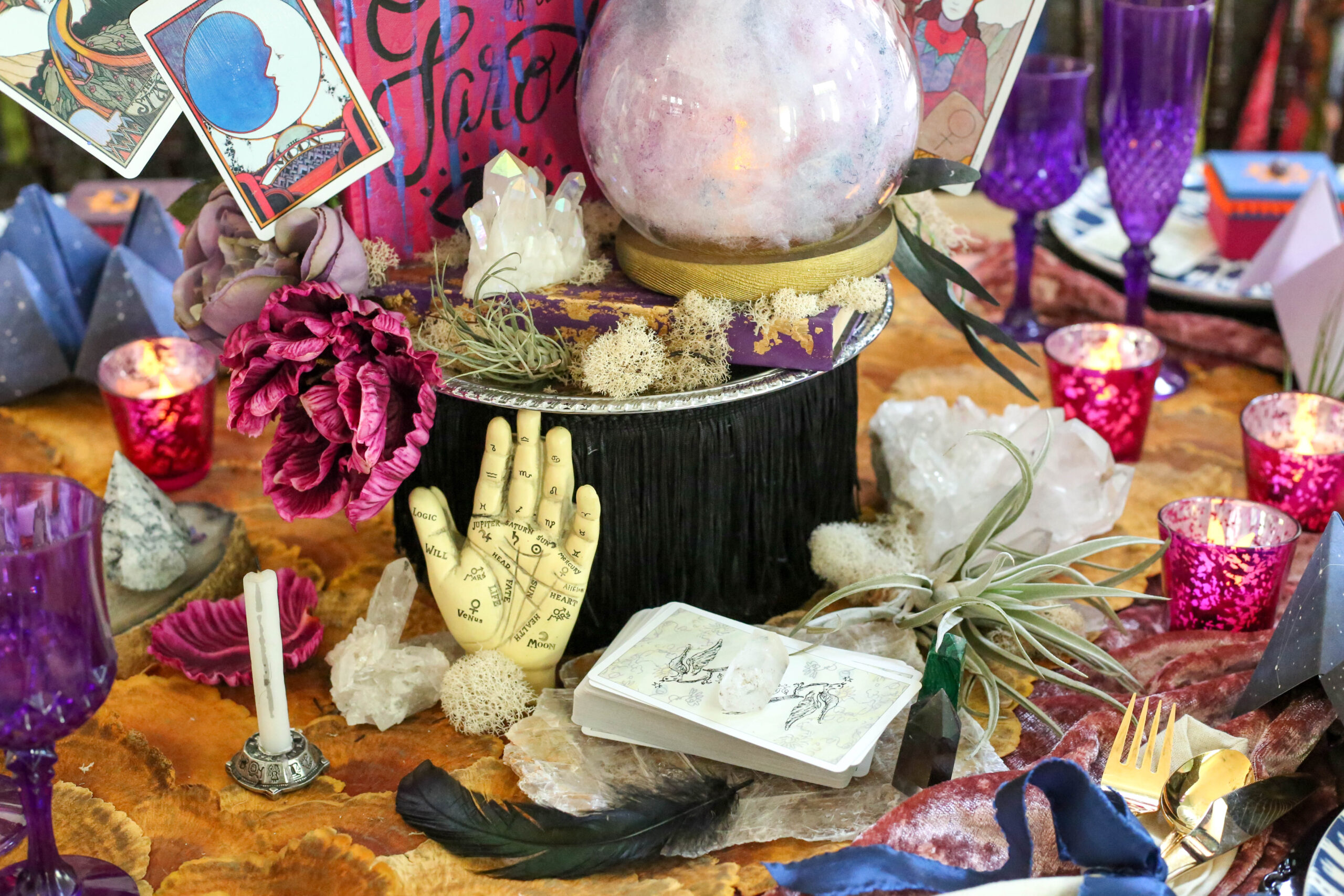 Fortune teller table decor